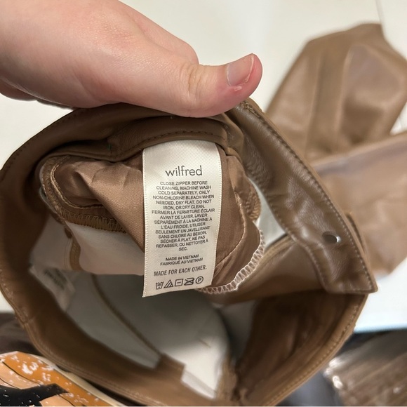 Aritzia Wilfred Melina Vegan Leather Pants in Constant Camel Brown Size 4 R2 - Picture 5 of 8